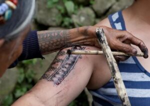 Whang-Od, la dernière tatoueuse de Kalinga